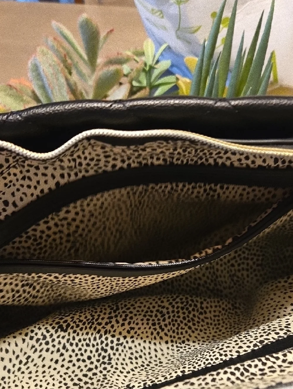 Ello Black Quilted Chain-Handle Tote Bag - Picture 4 of 10